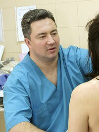 Хирург онколог-маммолог врач высшей категории Вадим Михайлович КАЗАКОВ 