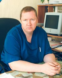 Врач-хирург высшей категории Евгений Валерьевич КАРТАШКОВ 