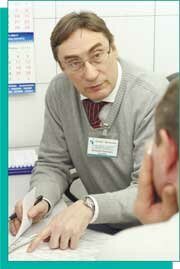 Виталий Олегович Торопов, ведущий офтальмохирург центра коррекции зрения «ОКУЛЮС»